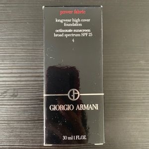Giorgio Armani Power Fabric foundation No.4
